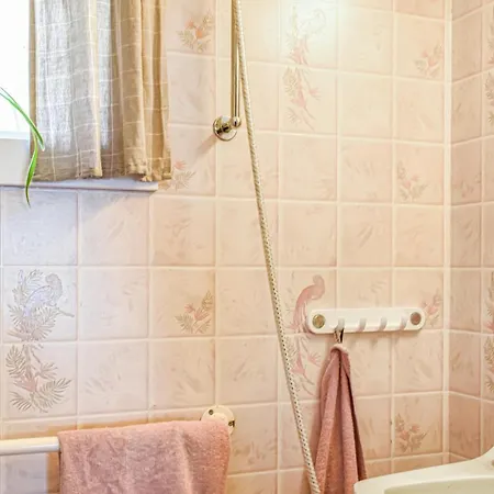 3 Bedroom Awesome In Finnas Kuleseid